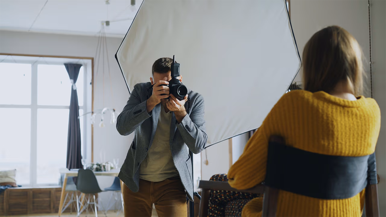 Produksi foto profesional untuk meningkatkan ROI Visual Content bisnis.